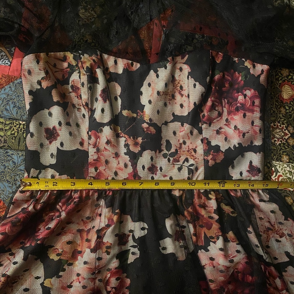 Eliza J Floral Polka Dot Mesh Overlay Dress, size 10 - Picture 15 of 16